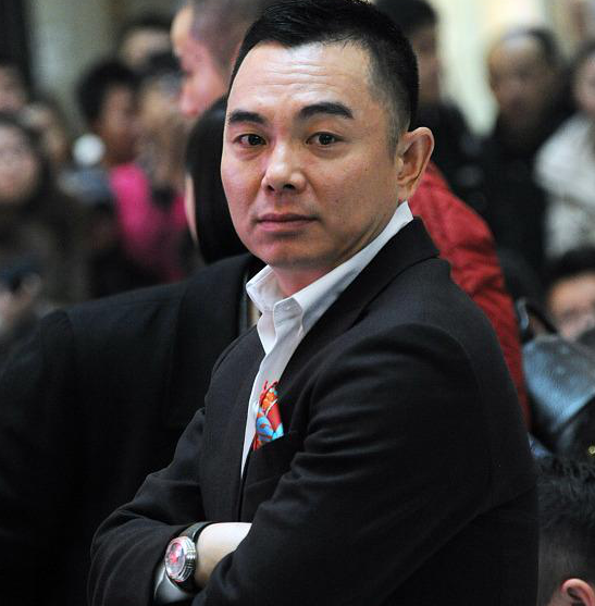李湘|他曾在辉煌时娶了李湘，破产惨遭离婚抛弃，如今身家30亿14字评价李湘