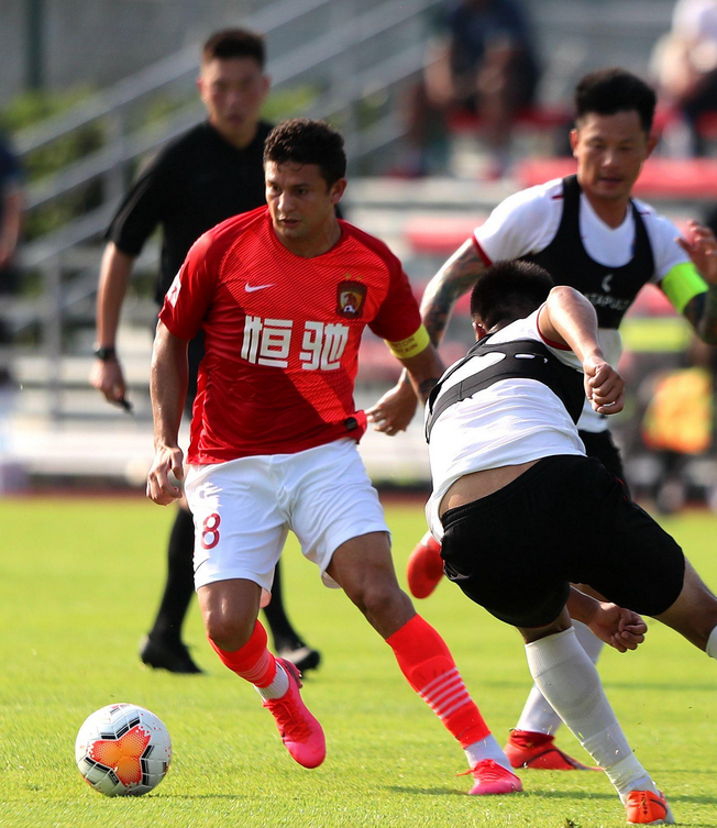 广州恒大:一波8-1!恒大阵容已蜕变蓄力争4冠,半年0赛事仍是“东亚之王”