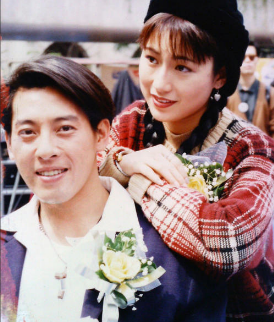 吕颂贤|夫妻俩追求年轻,坚持25年不吃肉不生娃,57岁的老婆美过20岁少女