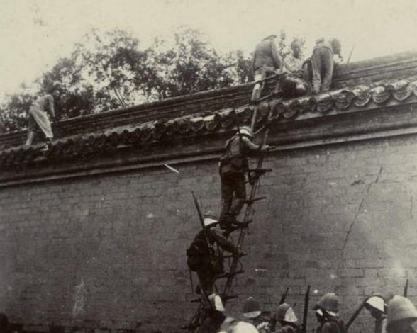 『八国联军』八国联军侵华时,7国都想瓜分中国,唯独此国拒绝,后成超级大国