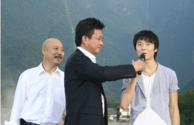 李大海|他是最惨星二代，和母亲挤18平小屋，父亲身价上亿却拒绝借钱给他