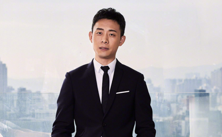 张译|曾跑十年龙套被女友抛弃，今逆袭成影帝，娶二婚央视女主持！