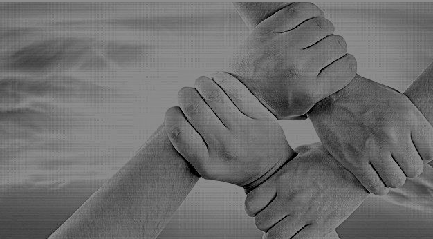 薇娅▲李佳琦薇娅“互撕”上热搜，揭露成年人关系的真相：朋友互撕，仇人互帮