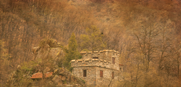 「不寒而栗」盲眼龙婆的神准预言让人不寒而栗，她对中国的准确预言，2020又会怎么样？