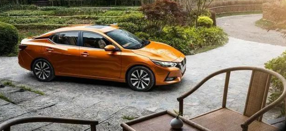 日产轩逸|预算10万左右选什么车最省油？老司机：那绝对是非它莫属！