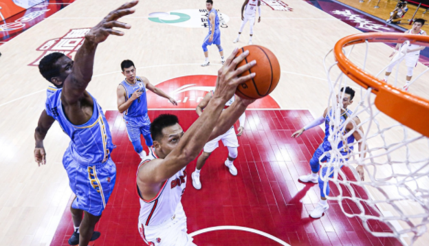 易建联|总分2-1挺进决赛!广东88-85首钢,易建联18+14创纪录,尤度24+21