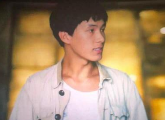 #冯远征#他是将门之子,却为跳伞放弃高考,因形象不合格被北影拒之门外