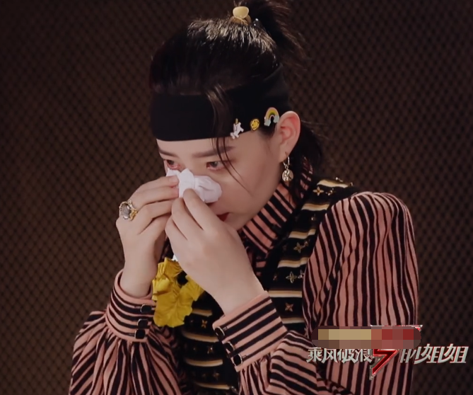 宁静|谁说宁静只是皇族？与乐队组合舞台炸裂，李斯丹妮都被唱哭