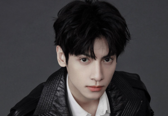 [电视剧]演了很多配角终于火了，没想到演男主的剧却很难播出，让人心疼!