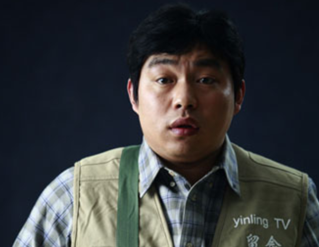 赵本山|赵本山得意弟子!如今却被“全网通缉”,这回师父来也救不了你