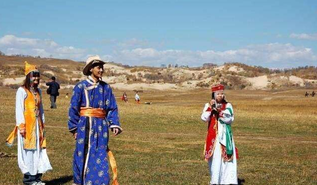 #蒙古#蒙古国发生什么事？280万民众呼吁中国出手，并称只有中国能帮