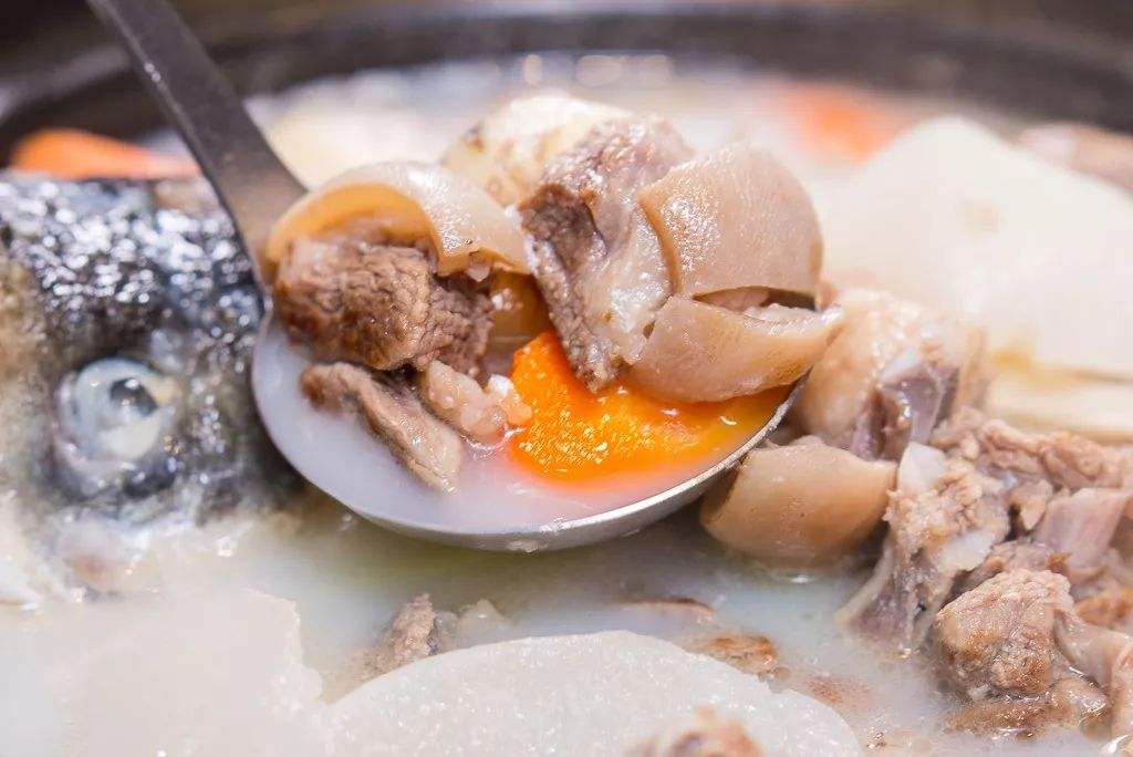 草莓▲“鱼羊为鲜”是鱼头和羊肉加在一起？错了！背后意思挺深远