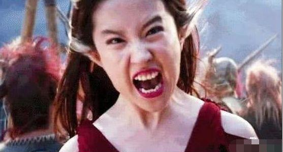 迪丽热巴|同是演愤怒:亦菲张嘴,杨颖瞪眼,热巴咬牙,而她一个眼神就够了