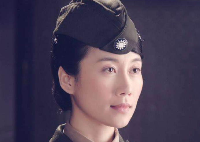 温峥嵘|为给父母买豪宅，她有戏就接，不停演烂片，今43岁无人敢娶