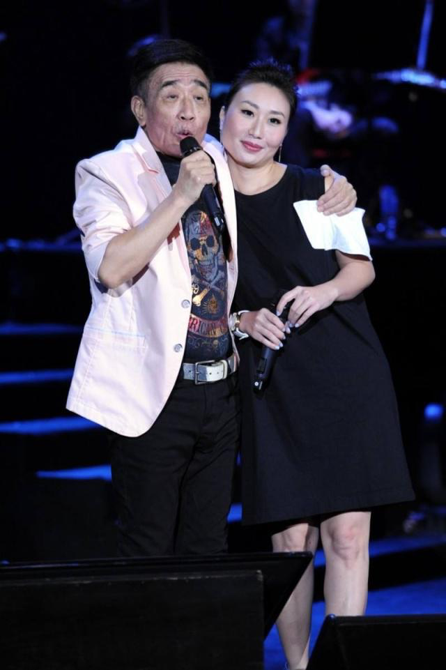 张帝|他是“一代歌王”，却二婚娶小33岁好友女儿，如今77岁夫妻依旧很恩爱