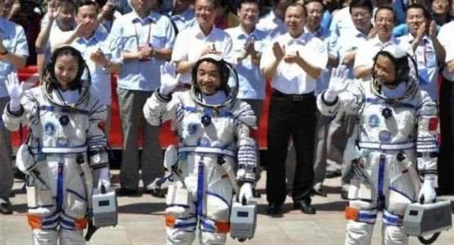 #航天#女宇航员返回地球后，为何被国家严令禁止生育？说出来你可别不信