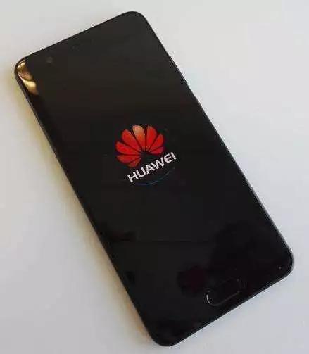 华为荣耀|“华为”手机和“荣耀”手机区别在哪？终于搞明白了