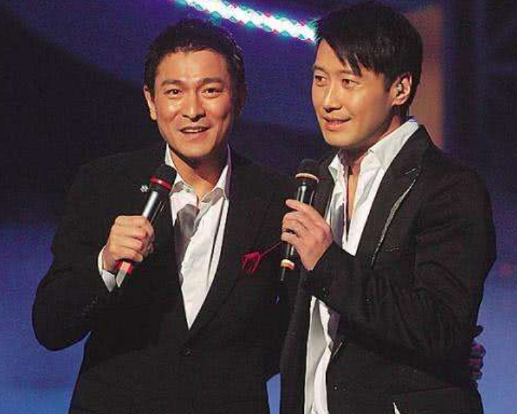 「四大天王」四大天王的收入状况，混的最好最穷，混的最不好的却最富有