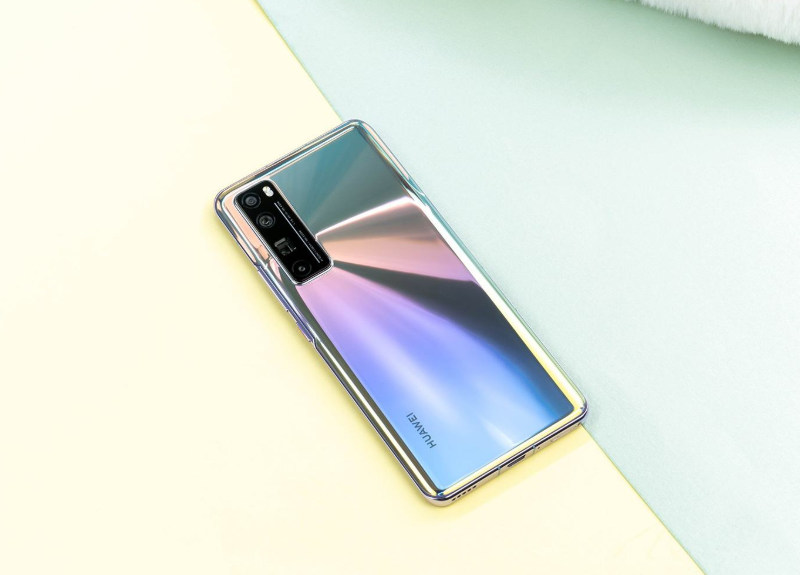 华为Nova：华为“自己人打自己人”，更高的性价比，华为nova7pro更值得购买吗？