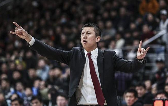 【郭士强】郭士强下课细节曝光！战绩糟糕+管理层不满，杨鸣暂不能立刻上任