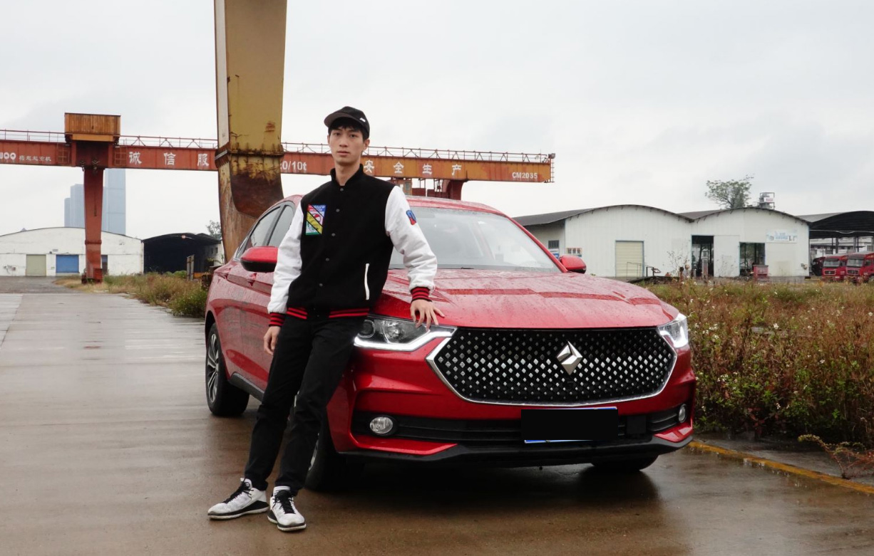 有型有才，上车手机 “秒连”车机，90后科技发烧友的不二之选