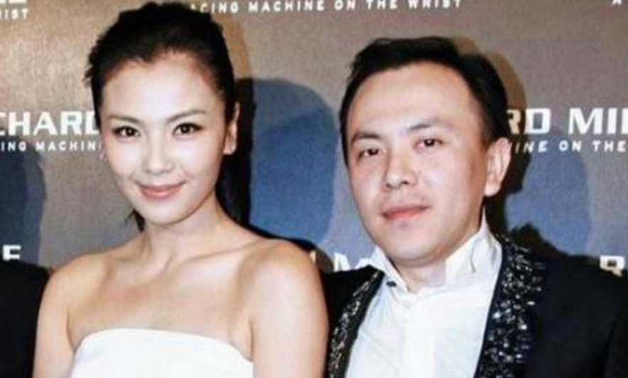 [刘涛]他曾与刘涛同床共枕4年，现年过六旬依然未娶，刘涛坦言对不起他