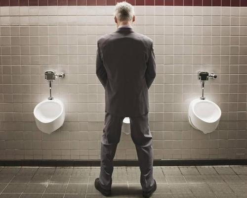 『』为什么有人一喝水就尿，有人狂喝水也不上厕所？医生给出答案