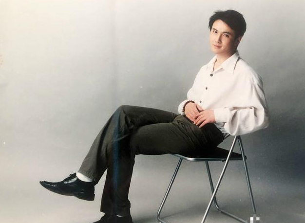 姐姐|她将弟弟“硬拉”进娱乐圈，如今弟弟世人皆知，姐姐却不温不火