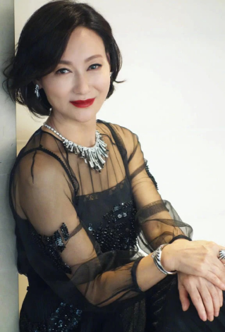 [惠英红]一代功夫巨星，暴毙在家中多日才被发现，妹妹是武打巨星双料影帝