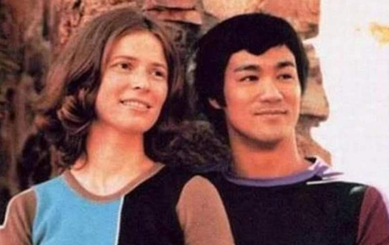 翁静晶|盘点丈夫去世再嫁的八位女星，看看谁过得最幸福？