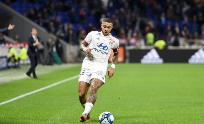 【坎塞洛】欧洲黑店开张，因无缘欧战球员大减价，遭多家豪门疯抢！