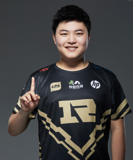 Uzi|IGUZI正在连接?NING王双排邀请UZI加入IG:能在IG打上单