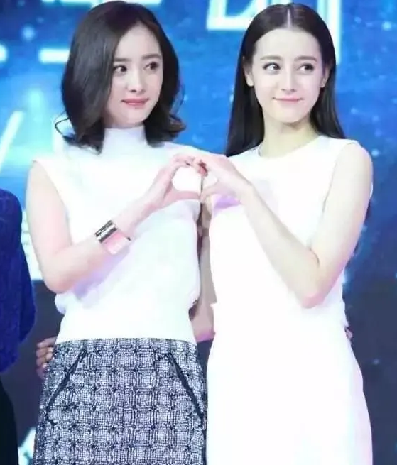 杨幂|杨幂用20部戏喂出来一头白眼狼,解约后反咬一口?网友们:看走眼了