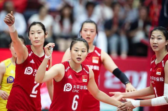 [女排]豪门惨败敲响警钟！女排应做无朱婷准备，2人成郎平B计划核心