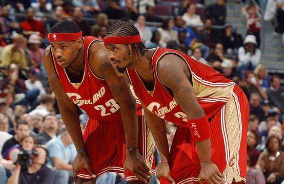 勒布朗·詹姆斯|我以为他是来辅助我!NBA最无奈的5个球星,总觉得自己是老大