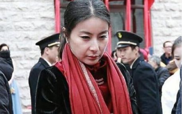 郭晶晶|郭晶晶不被豪门尊重？看她的退役金，霍启刚的富家女友们没法比