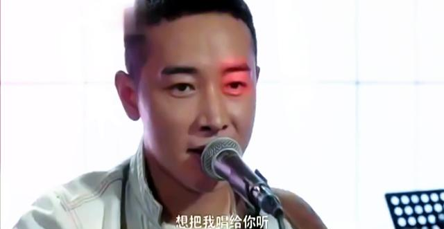徐文昌@《安家》徐文昌唱情歌表白，房似锦捂脸偷笑不敢看，这颗糖太甜了