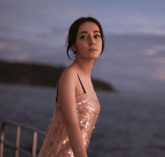 「迪丽热巴」谁要是娶到这4位女星，真可谓人生赢家了！网友：美酒虽好，不要贪杯