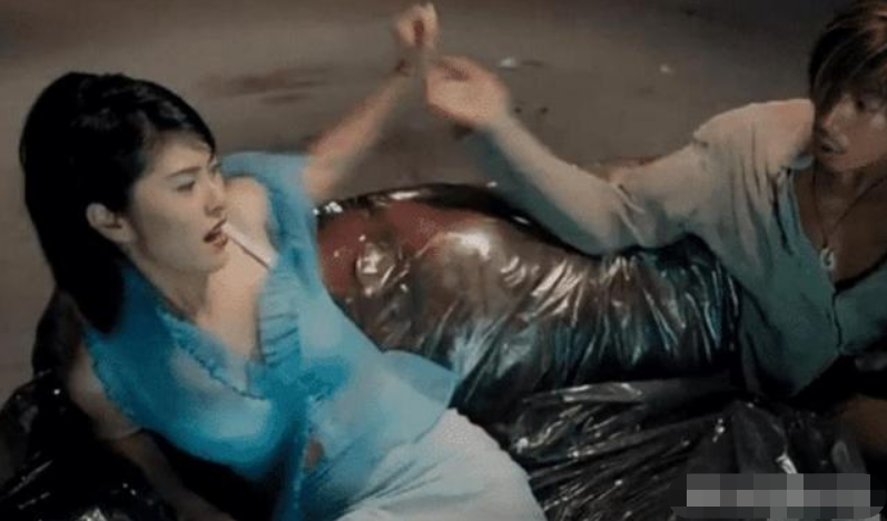 『古惑仔』《古惑仔》里的“第一美女”，过得怎样了？如今43岁仍韵味十足