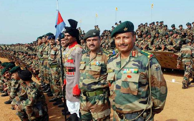 印度：3万大军凌晨发起总攻！边境炮声不断，印：打击26处目标、300人伤亡