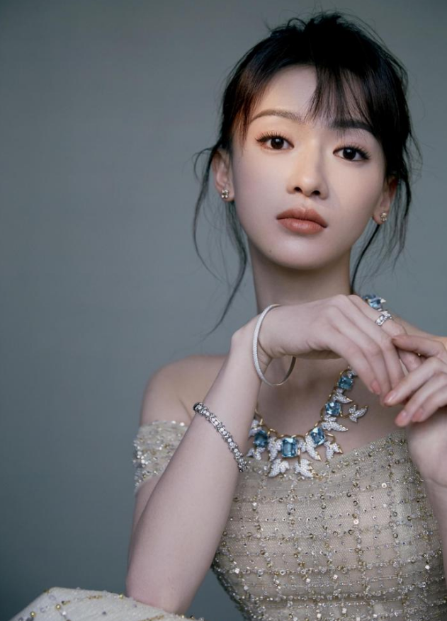 央视|不把央视批评当回事,保镖人数堪比“特朗普”,真当自己是国宝?