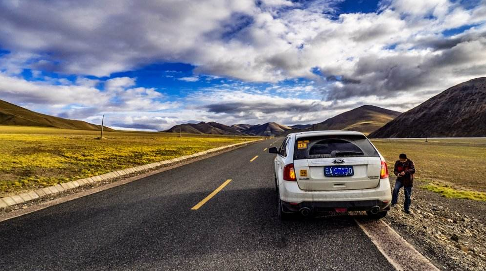 高原|为什么自驾穿过“无人区”时，搭帐篷也不要睡车内，老司机告诉你