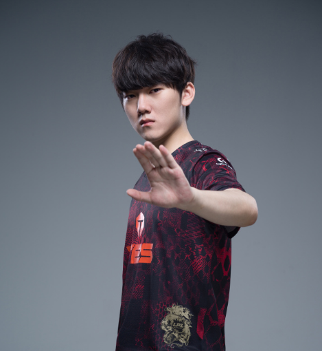 lpl|DWG夺冠后，UZI复出上热搜：没有UZI的LPL失去了对下路的统治力