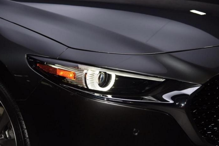 「马自达3」还看啥思域, “轿跑王”迎来换代, 2.0L发动机比宝马强