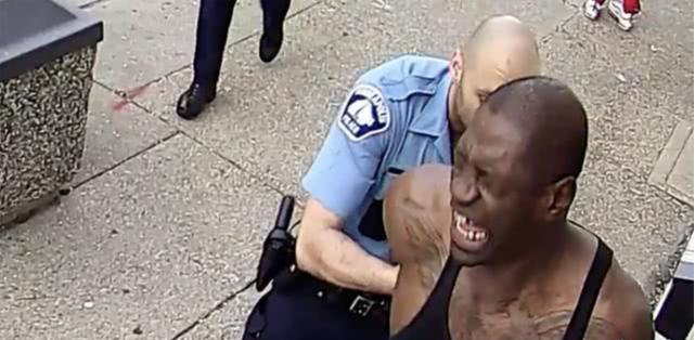 「美国」跪杀黑人的警察妻子曝光正脸！当过选美冠军！坚称丈夫是绅士！