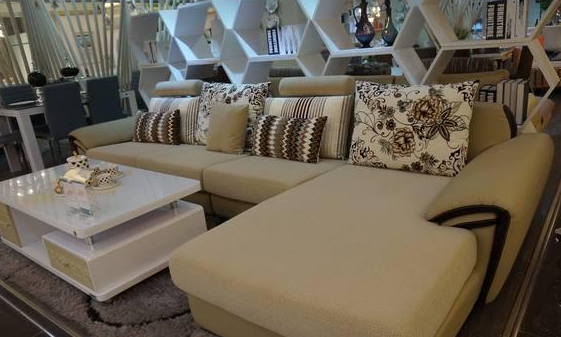 @老公不听劝阻偏要这样安装晾衣杆，新房入住半个月，全家人都愣住了！