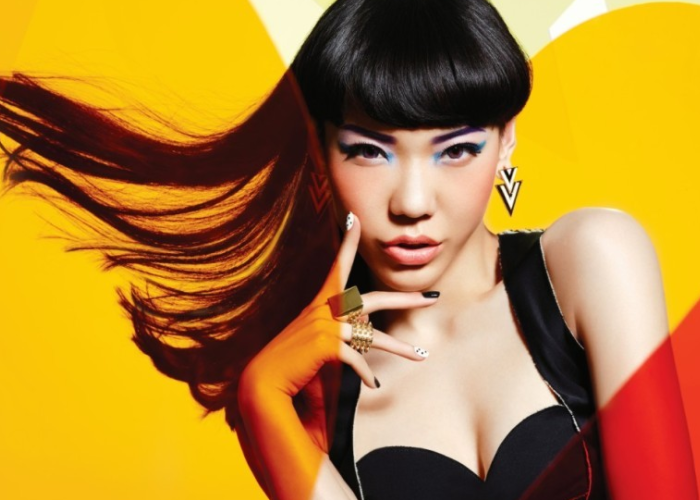 『unine』她曾因好声音名气爆火，如今庾澄庆也放弃了她，沦落小县城走穴谋生