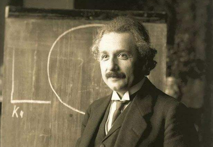 #爱因斯坦#爱因斯坦生前提出的3个预言,已应验2个,最后1个还会远吗