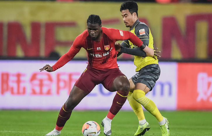 广州恒大|大战在即！恒大获1好消息：后防线核心将复出，20岁新星已成最佳