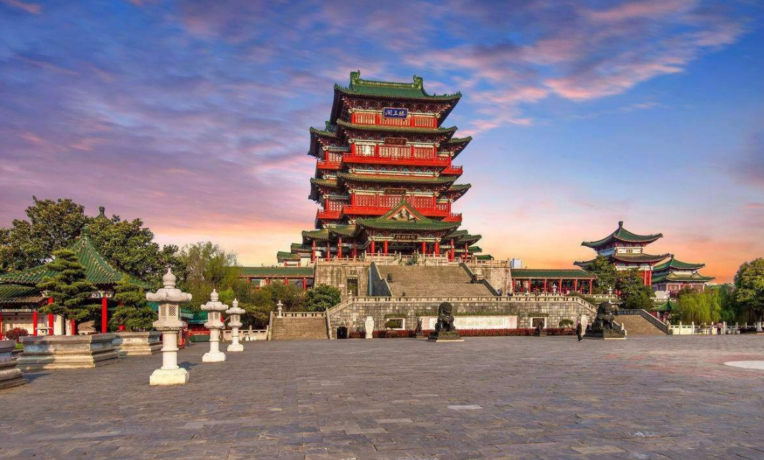 滕王阁序■1300多年来，对《滕王阁序》的质疑从没停过，他们到底质疑什么？